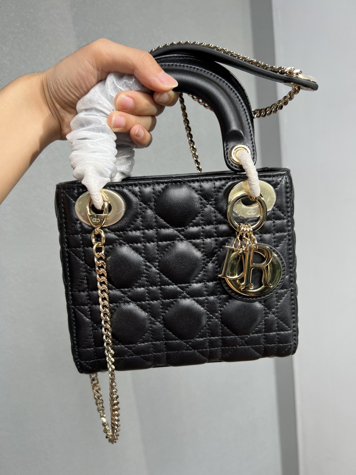 How good quality is a Shebag Lady Dior bag? (2023 Week 42)-Best Quality Fake designer Bag Review, Replica designer bag ru How good quality is a Shebag Lady Dior bag? (2023 Week 42)-Best Quality Fake designer Bag Review, Replica designer bag ru
