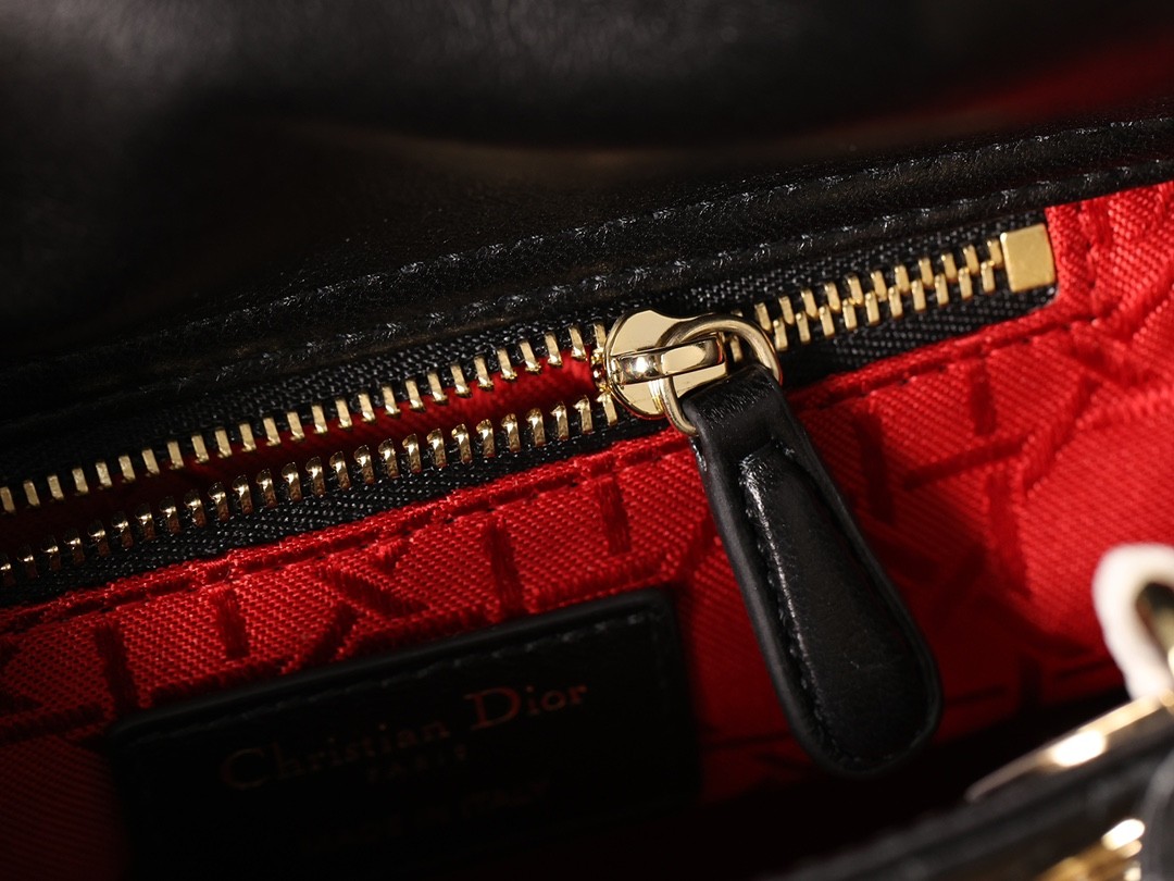 How good quality is a Shebag Lady Dior bag? (2023 Week 42)-Best Quality Fake designer Bag Review, Replica designer bag ru How good quality is a Shebag Lady Dior bag? (2023 Week 42)-Best Quality Fake designer Bag Review, Replica designer bag ru