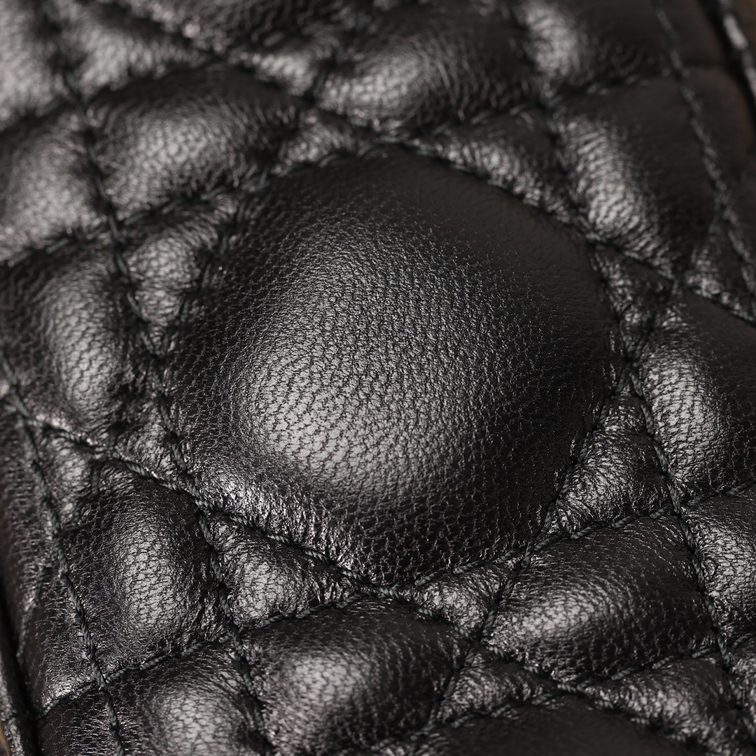How good quality is a Shebag Lady Dior bag? (2023 Week 42)-Best Quality Fake designer Bag Review, Replica designer bag ru How good quality is a Shebag Lady Dior bag? (2023 Week 42)-Best Quality Fake designer Bag Review, Replica designer bag ru