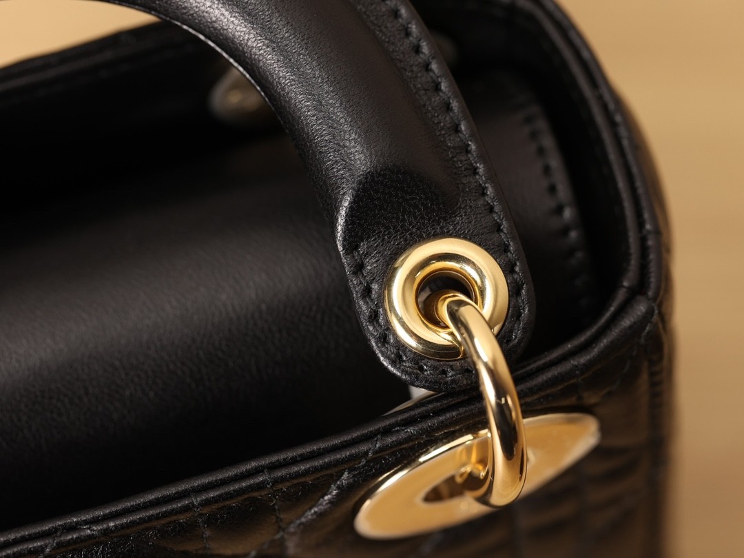How good quality is a Shebag Lady Dior bag? (2023 Week 42)-Best Quality Fake designer Bag Review, Replica designer bag ru How good quality is a Shebag Lady Dior bag? (2023 Week 42)-Best Quality Fake designer Bag Review, Replica designer bag ru