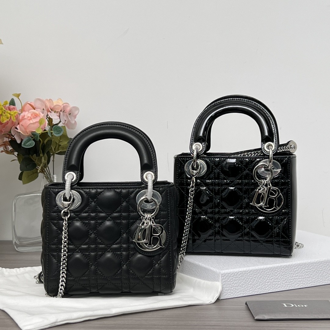 How good quality is a Shebag Lady Dior bag? (2023 Week 42)-Best Quality Fake designer Bag Review, Replica designer bag ru How good quality is a Shebag Lady Dior bag? (2023 Week 42)-Best Quality Fake designer Bag Review, Replica designer bag ru