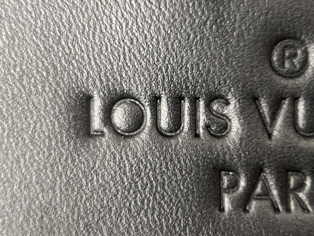 The Louis Vuitton Christopher Backpack: A Remarkable Replication by Shebag Company (2023 Week 43)-Best Quality Fake designer Bag Review, Replica designer bag ru The Louis Vuitton Christopher Backpack: A Remarkable Replication by Shebag Company (2023 Week 43)-Best Quality Fake designer Bag Review, Replica designer bag ru