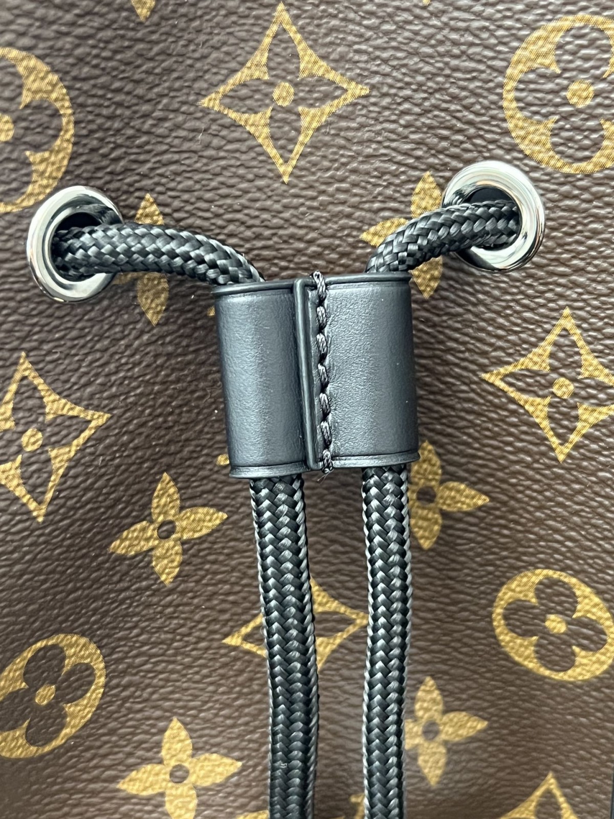 The Louis Vuitton Christopher Backpack: A Remarkable Replication by Shebag Company (2023 Week 43)-Best Quality Fake designer Bag Review, Replica designer bag ru The Louis Vuitton Christopher Backpack: A Remarkable Replication by Shebag Company (2023 Week 43)-Best Quality Fake designer Bag Review, Replica designer bag ru