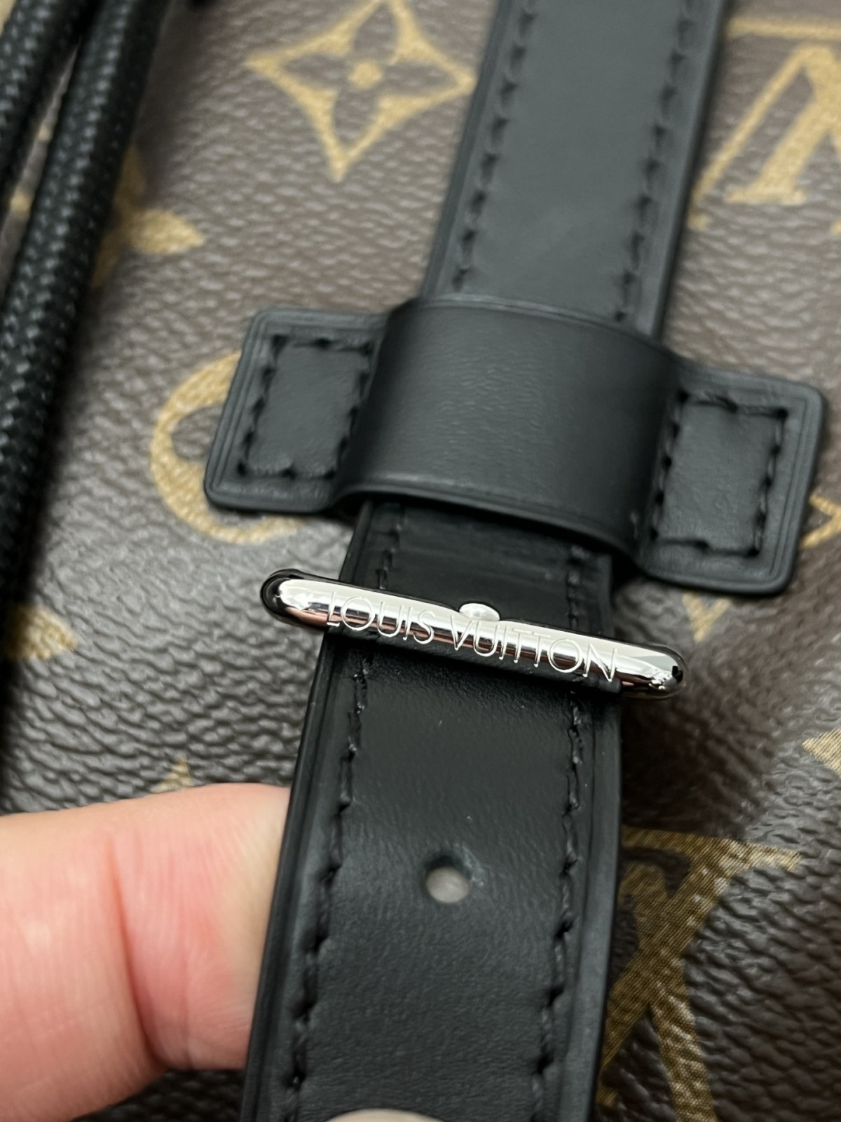 The Louis Vuitton Christopher Backpack: A Remarkable Replication by Shebag Company (2023 Week 43)-Best Quality Fake designer Bag Review, Replica designer bag ru The Louis Vuitton Christopher Backpack: A Remarkable Replication by Shebag Company (2023 Week 43)-Best Quality Fake designer Bag Review, Replica designer bag ru