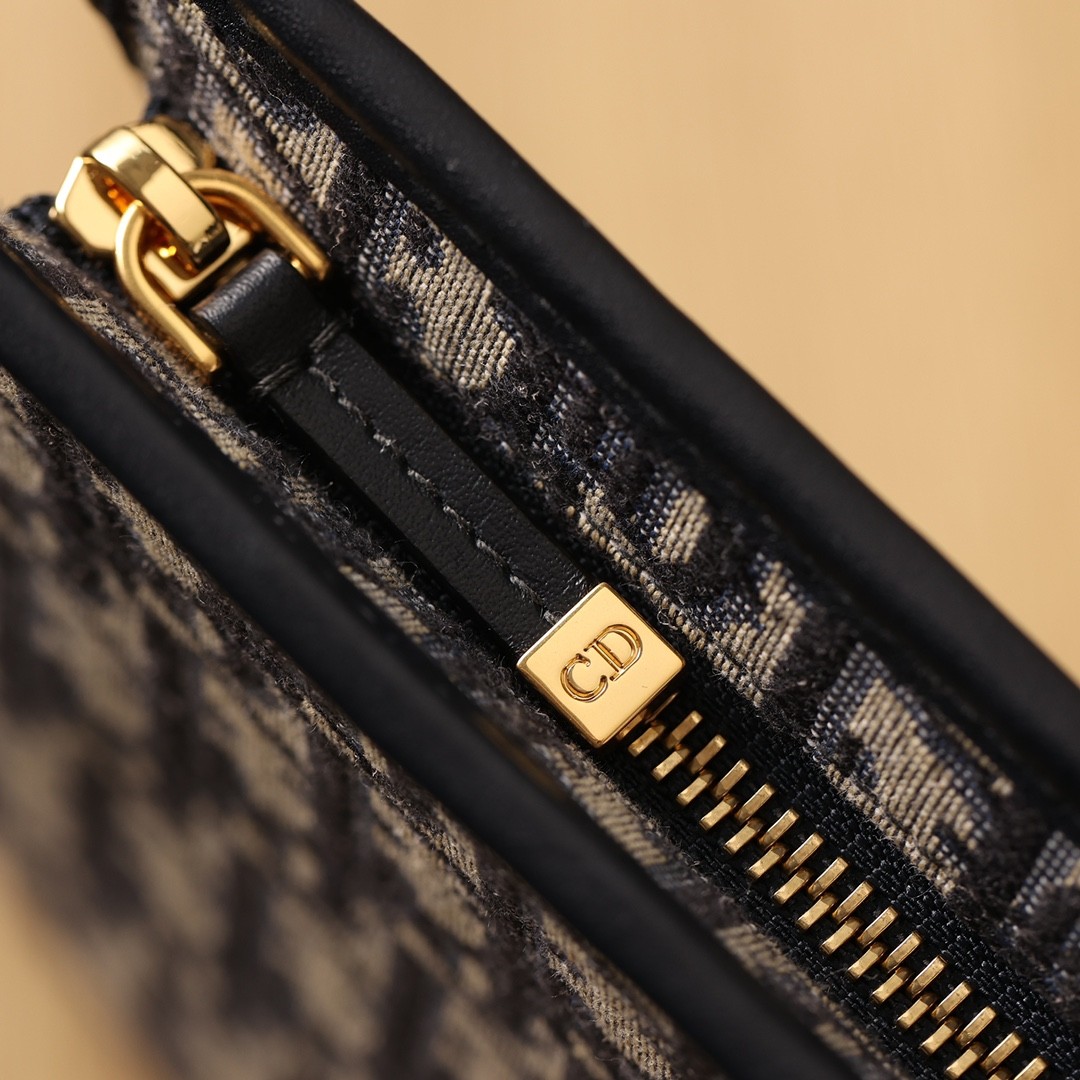 How good quality is Shebag Dior 30 Montaigne Pouch bag?(2023 Week 43)-Best Quality Fake designer Bag Review, Replica designer bag ru How good quality is Shebag Dior 30 Montaigne Pouch bag?(2023 Week 43)-Best Quality Fake designer Bag Review, Replica designer bag ru