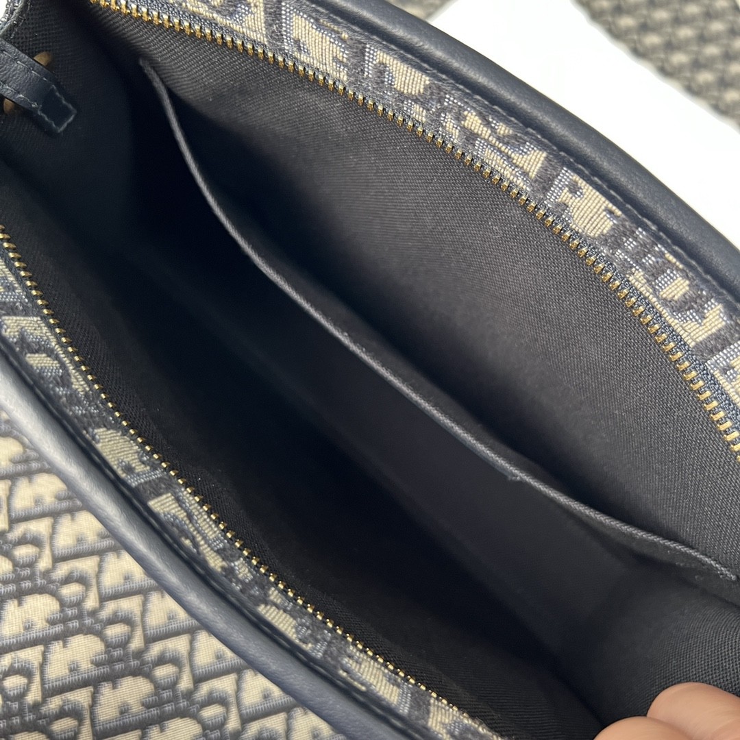 How good quality is Shebag Dior 30 Montaigne Pouch bag?(2023 Week 43)-Best Quality Fake designer Bag Review, Replica designer bag ru How good quality is Shebag Dior 30 Montaigne Pouch bag?(2023 Week 43)-Best Quality Fake designer Bag Review, Replica designer bag ru