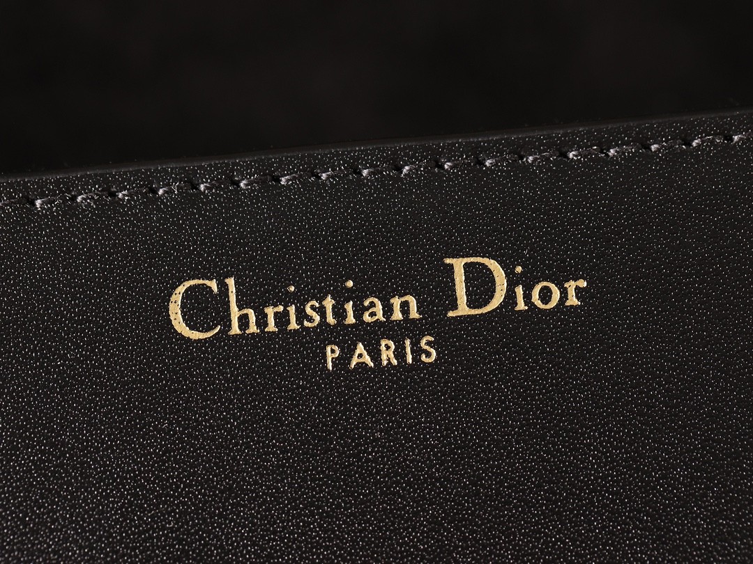 How good quality is a Shebag replica Dior 30 Montaigne Avenue bag? (2023 updated)-Best Quality Fake designer Bag Review, Replica designer bag ru