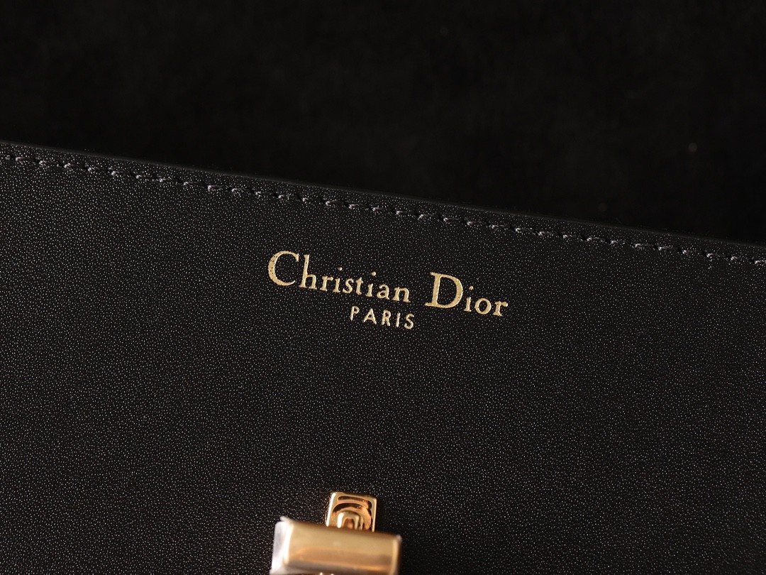 How good quality is a Shebag replica Dior 30 Montaigne Avenue bag? (2023 updated)-Best Quality Fake designer Bag Review, Replica designer bag ru