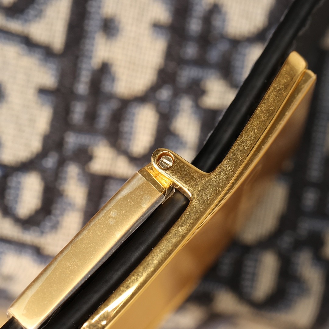 How good quality is a Shebag replica Dior 30 Montaigne mini bag (2023 Week 43)-Best Quality Fake designer Bag Review, Replica designer bag ru