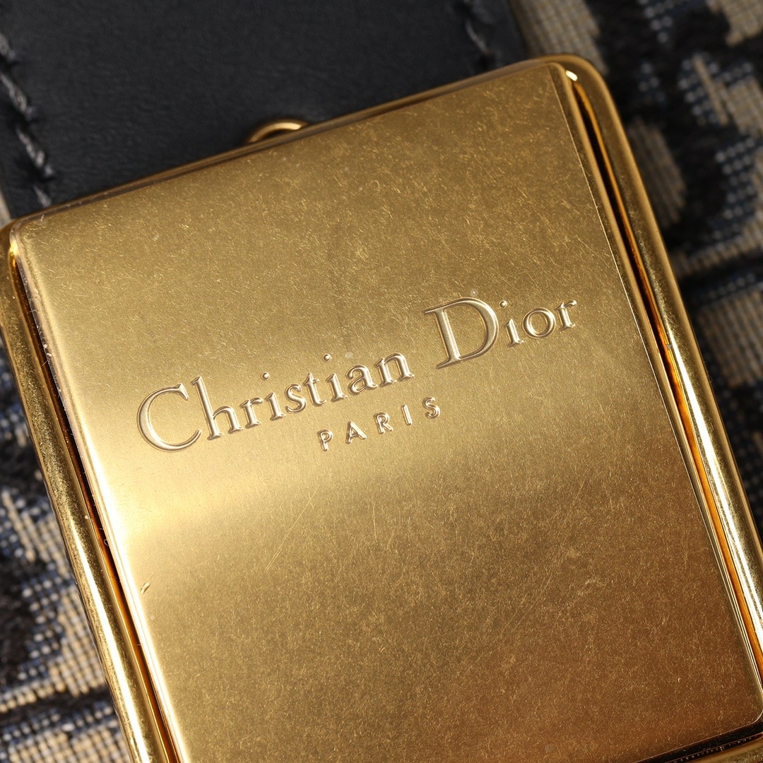 How good quality is a Shebag replica Dior 30 Montaigne mini bag (2023 Week 43)-Best Quality Fake designer Bag Review, Replica designer bag ru