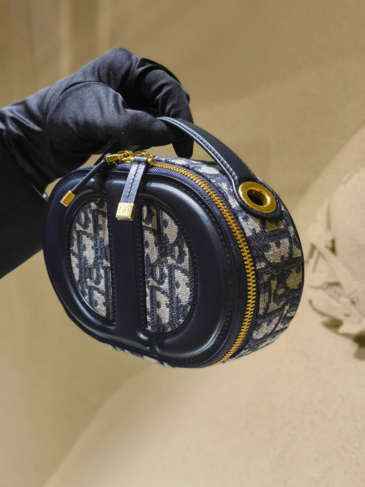 How good quality is a Shebag replica Dior CD Signature bag? (2023 updated)-Best Quality Fake designer Bag Review, Replica designer bag ru How good quality is a Shebag replica Dior CD Signature bag? (2023 updated)-Best Quality Fake designer Bag Review, Replica designer bag ru