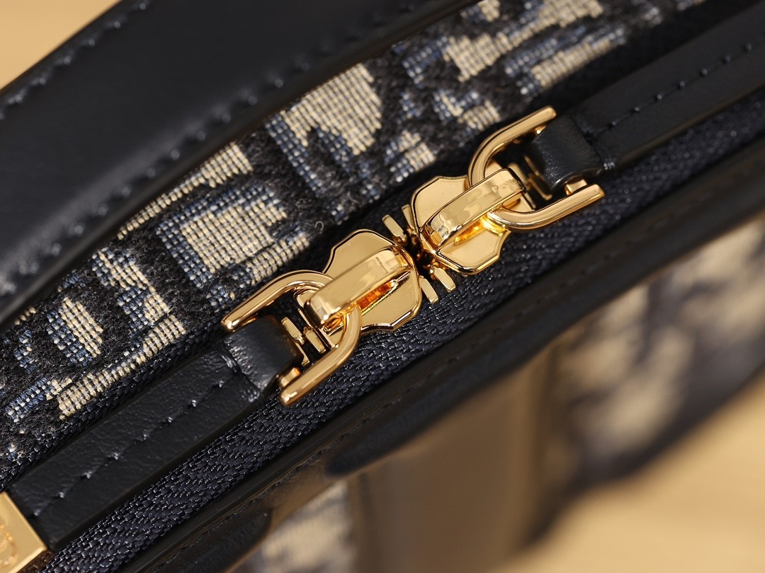 How good quality is a Shebag replica Dior CD Signature bag? (2023 updated)-Best Quality Fake designer Bag Review, Replica designer bag ru How good quality is a Shebag replica Dior CD Signature bag? (2023 updated)-Best Quality Fake designer Bag Review, Replica designer bag ru