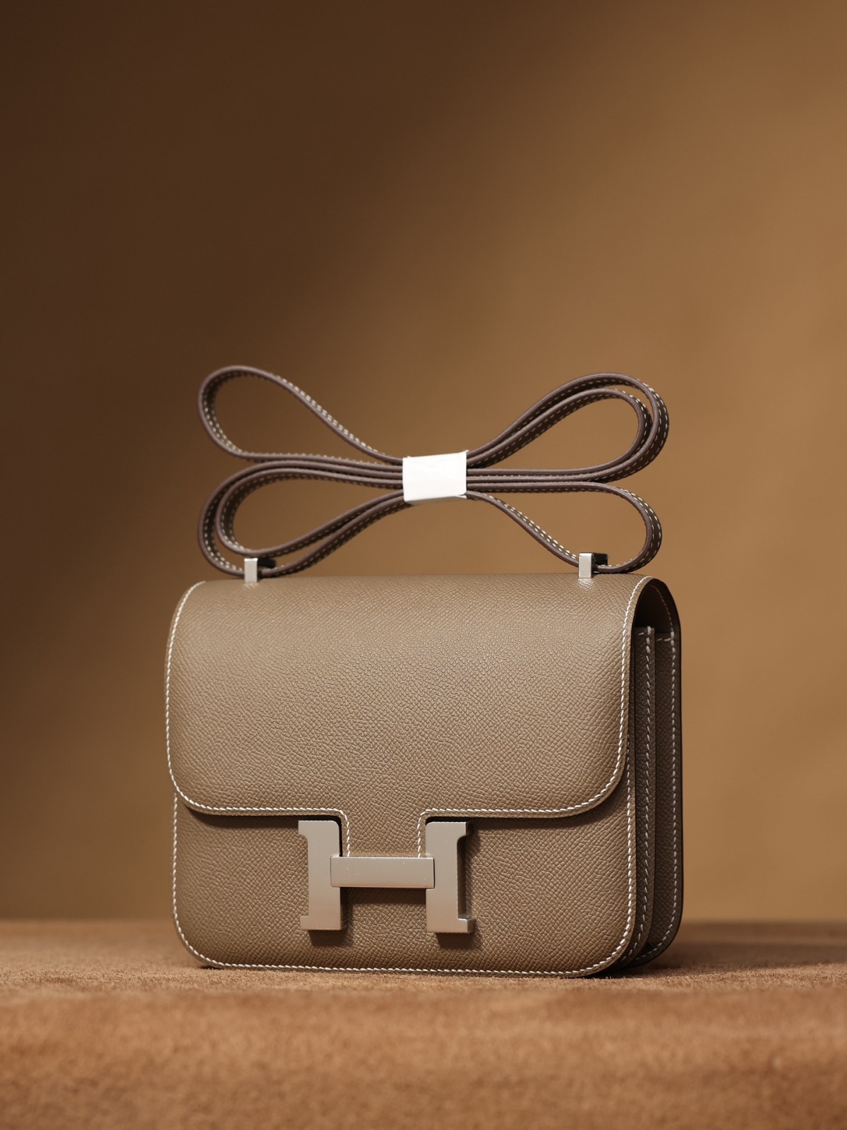 How good quality is a Shebag handmade replica Hermes Grey Constance 19 bag? (2023 updated)-Best Quality Fake designer Bag Review, Replica designer bag ru