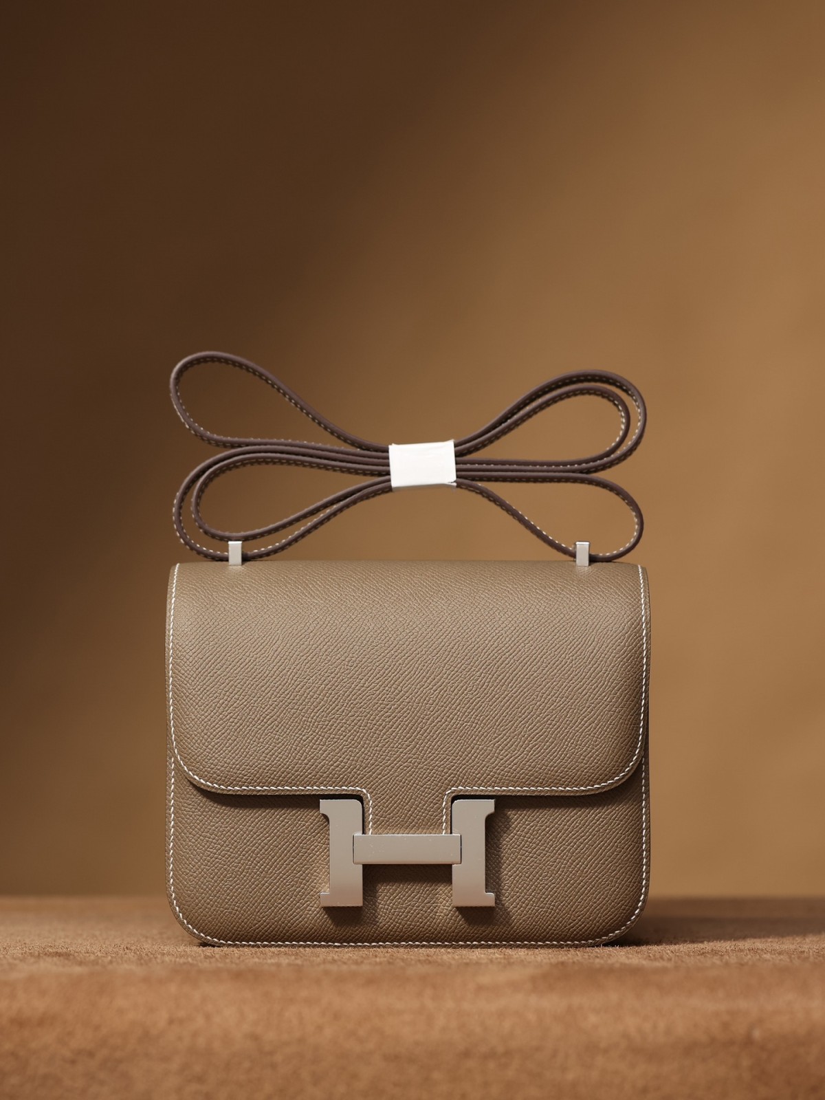 How good quality is a Shebag handmade replica Hermes Grey Constance 19 bag? (2023 updated)-Best Quality Fake designer Bag Review, Replica designer bag ru