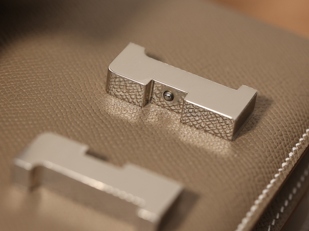 How good quality is a Shebag handmade replica Hermes Grey Constance 19 bag? (2023 updated)-Best Quality Fake designer Bag Review, Replica designer bag ru