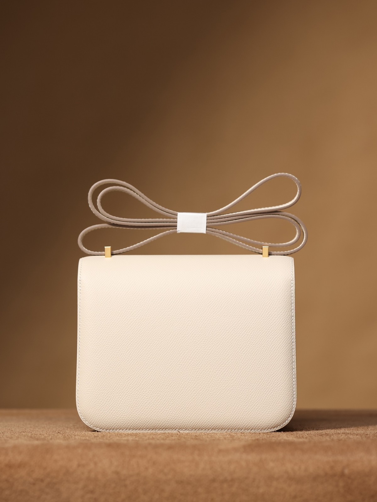 How good quality is a Shebag handmade replica Hermes White Constance 19 bag? (2023 updated)-Best Quality Fake designer Bag Review, Replica designer bag ru