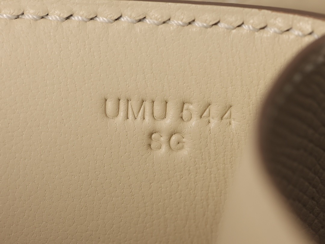 How good quality is a Shebag handmade replica Hermes White Constance 19 bag? (2023 updated)-Best Quality Fake designer Bag Review, Replica designer bag ru