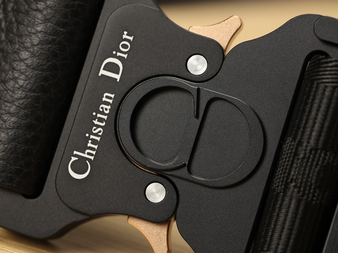 How good quality is a Shebag replica Dior saddle bag of black Monogram for men? (2023 Updated)-Best Quality Fake designer Bag Review, Replica designer bag ru