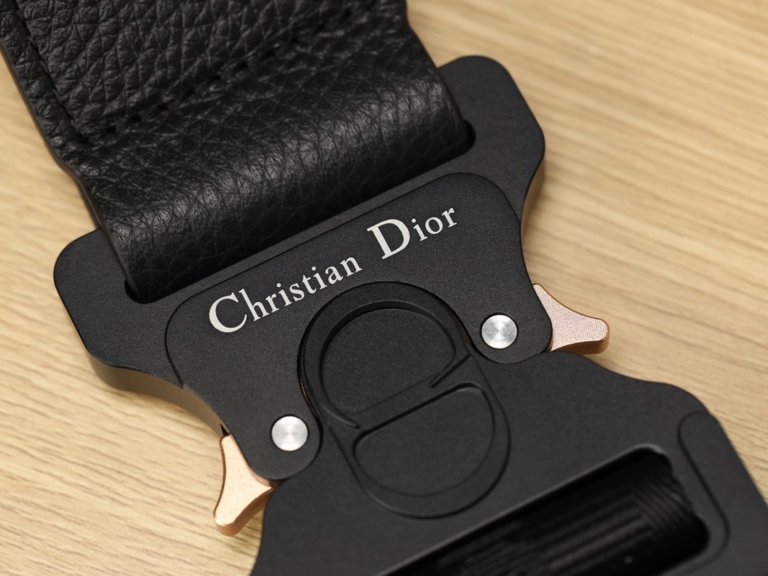 How good quality is a Shebag replica Dior saddle bag of black Monogram for men? (2023 Updated)-Best Quality Fake designer Bag Review, Replica designer bag ru