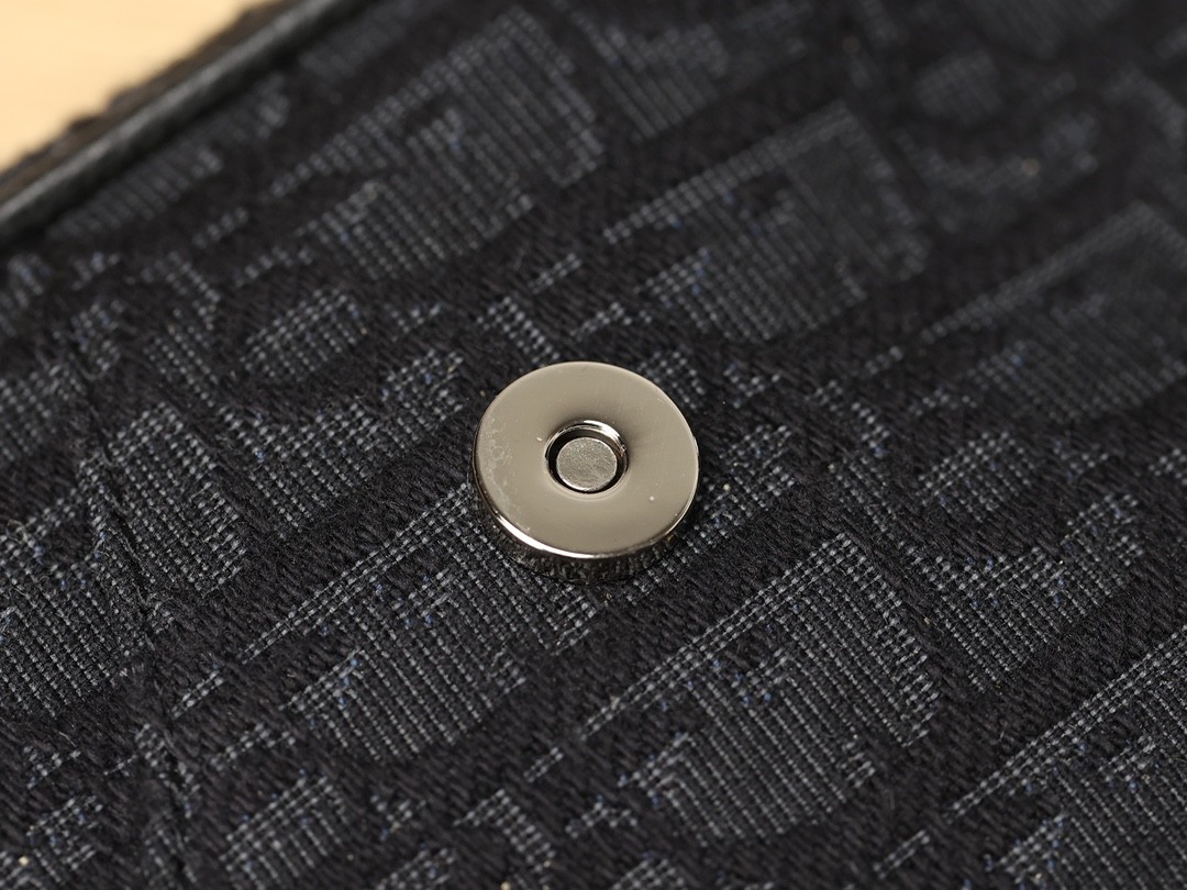 How good quality is a Shebag replica Dior saddle bag of black Monogram for men? (2023 Updated)-Best Quality Fake designer Bag Review, Replica designer bag ru