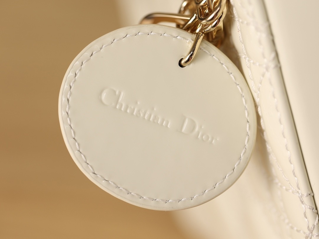 New Shebag replica——Paint leather Mini Lady Dior(2023 Week 50)-Best Quality Fake designer Bag Review, Replica designer bag ru New Shebag replica——Paint leather Mini Lady Dior(2023 Week 50)-Best Quality Fake designer Bag Review, Replica designer bag ru