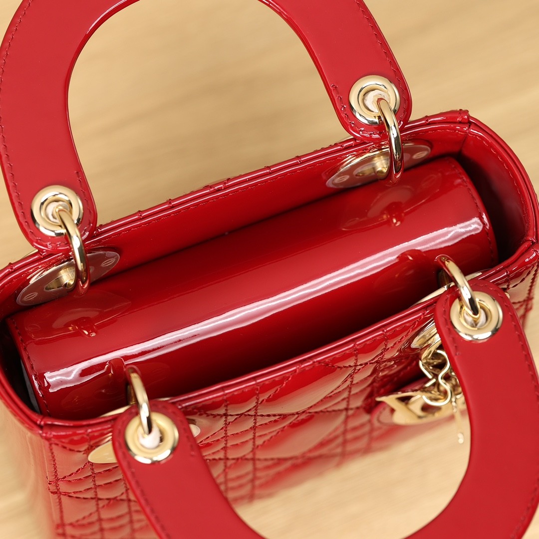 New Shebag replica——Paint leather Mini Lady Dior(2023 Week 50)-Best Quality Fake designer Bag Review, Replica designer bag ru New Shebag replica——Paint leather Mini Lady Dior(2023 Week 50)-Best Quality Fake designer Bag Review, Replica designer bag ru