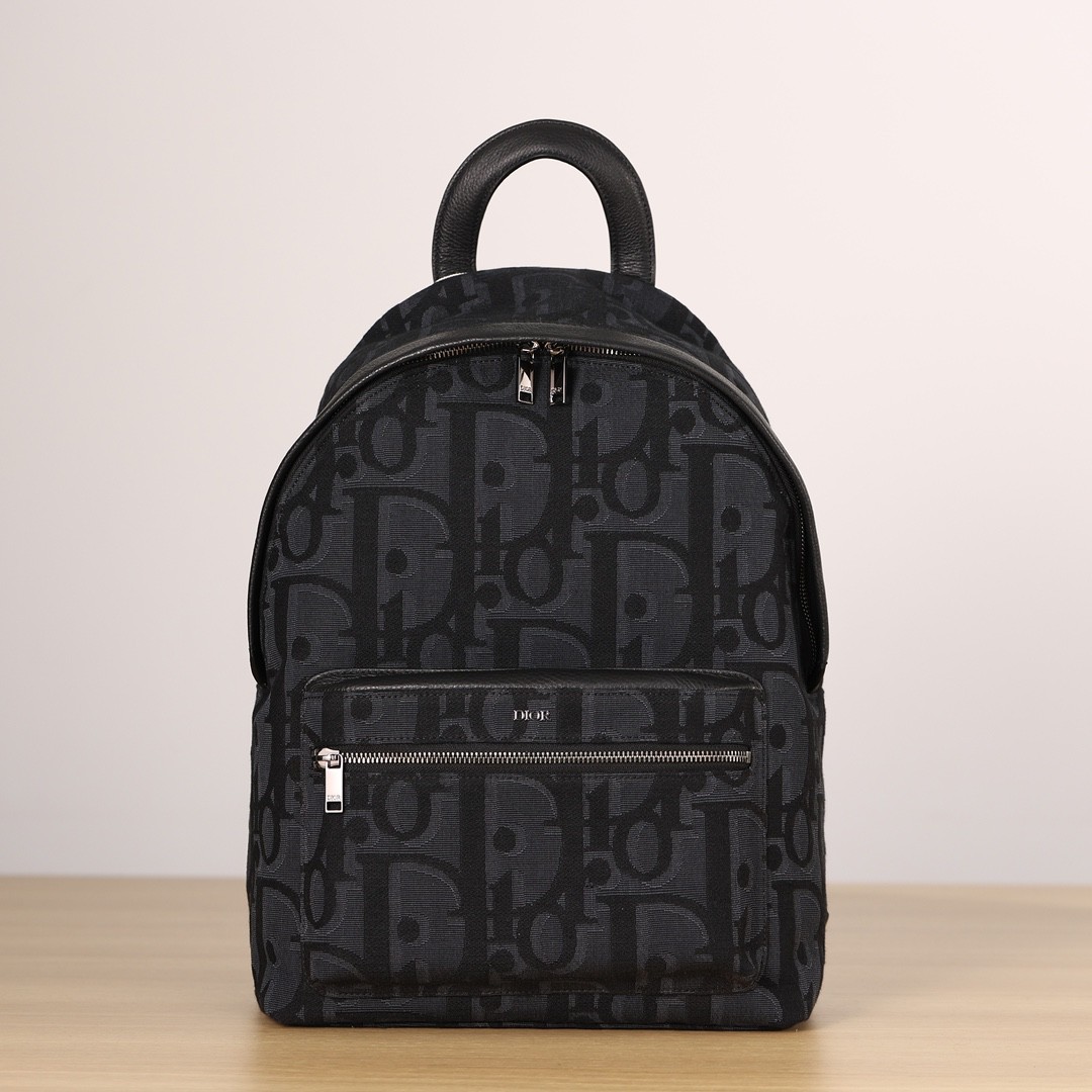 Shebag 2024 new replica: Dior RIDER backpack (2024 Week 2)-Best Quality Fake designer Bag Review, Replica designer bag ru Shebag 2024 new replica: Dior RIDER backpack (2024 Week 2)-Best Quality Fake designer Bag Review, Replica designer bag ru
