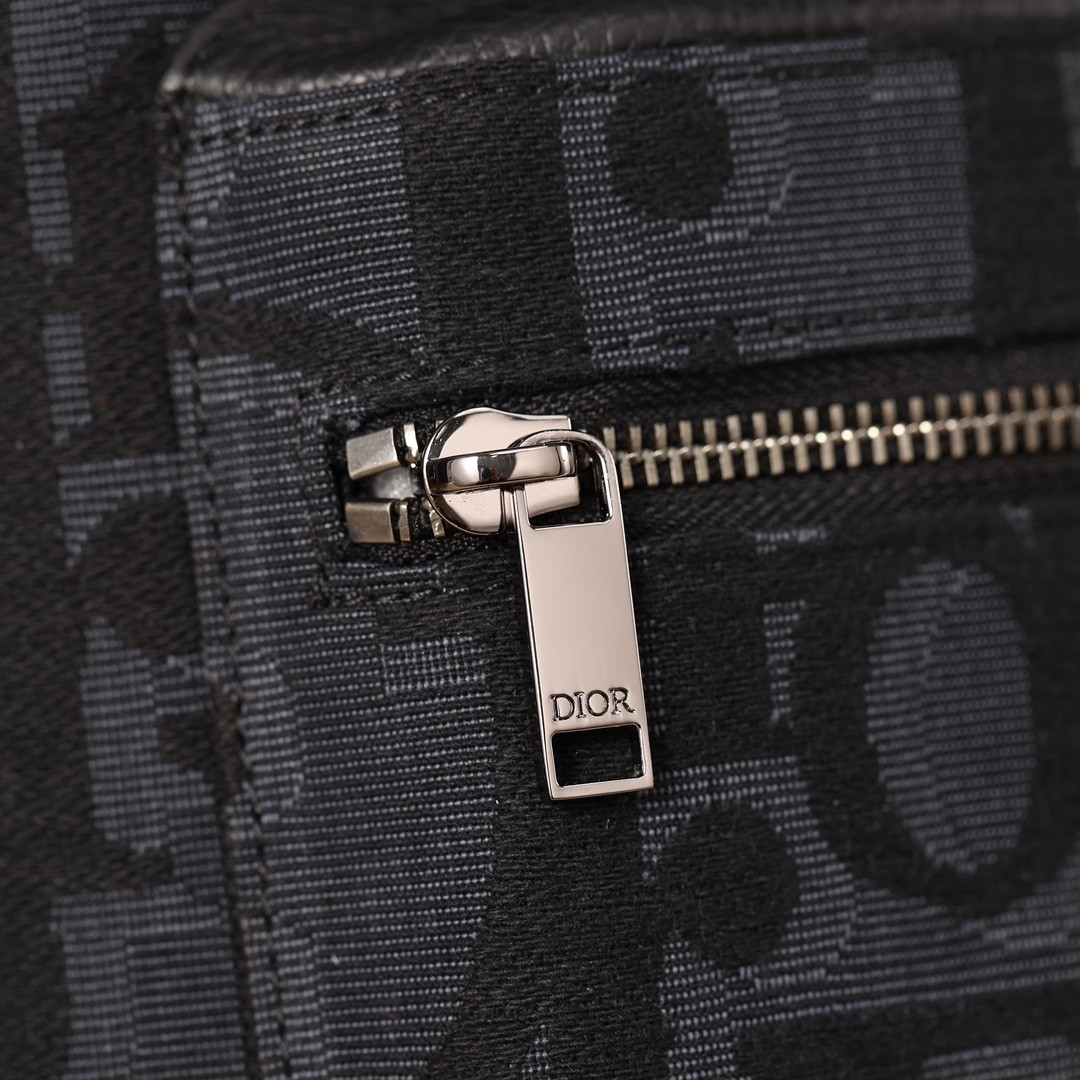 Shebag 2024 new replica: Dior RIDER backpack (2024 Week 2)-Best Quality Fake designer Bag Review, Replica designer bag ru Shebag 2024 new replica: Dior RIDER backpack (2024 Week 2)-Best Quality Fake designer Bag Review, Replica designer bag ru
