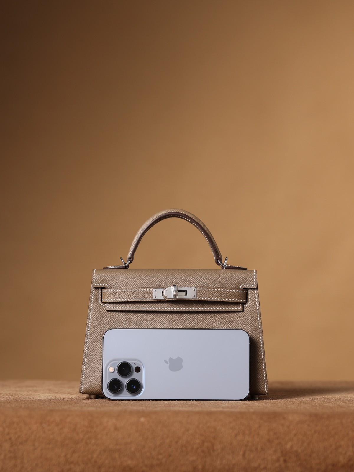 How great quality of Shebag Handmade Grey Mini Kelly 2 in Epsom leather? (2024 Week 5 Grey)-Best Quality Fake designer Bag Review, Replica designer bag ru How great quality of Shebag Handmade Grey Mini Kelly 2 in Epsom leather? (2024 Week 5 Grey)-Best Quality Fake designer Bag Review, Replica designer bag ru