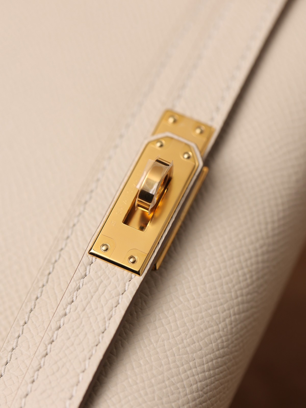 How great quality of Shebag Handmade White Mini Kelly 2 in Epsom leather? (2024 Week 5 White)-Best Quality Fake designer Bag Review, Replica designer bag ru