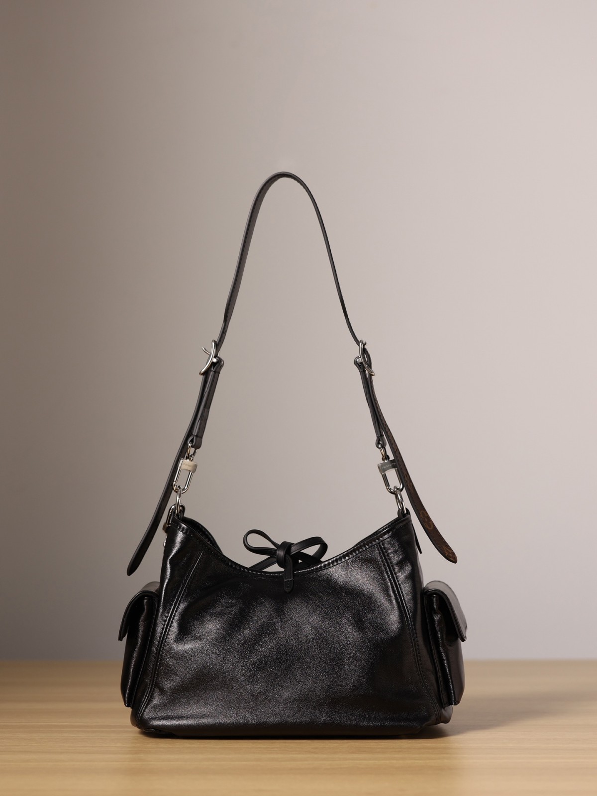 How good quality is a Shebag LV Carryall Cargo Dark with Lambskin？（2024 May Updated）-Best Quality Fake designer Bag Review, Replica designer bag ru