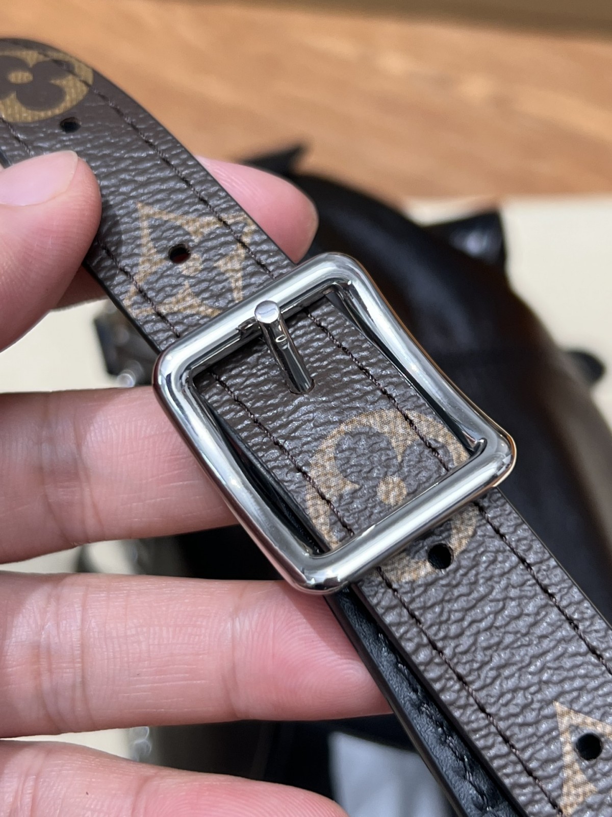How good quality is a Shebag LV Carryall Cargo Dark with Lambskin？（2024 May Updated）-Best Quality Fake designer Bag Review, Replica designer bag ru