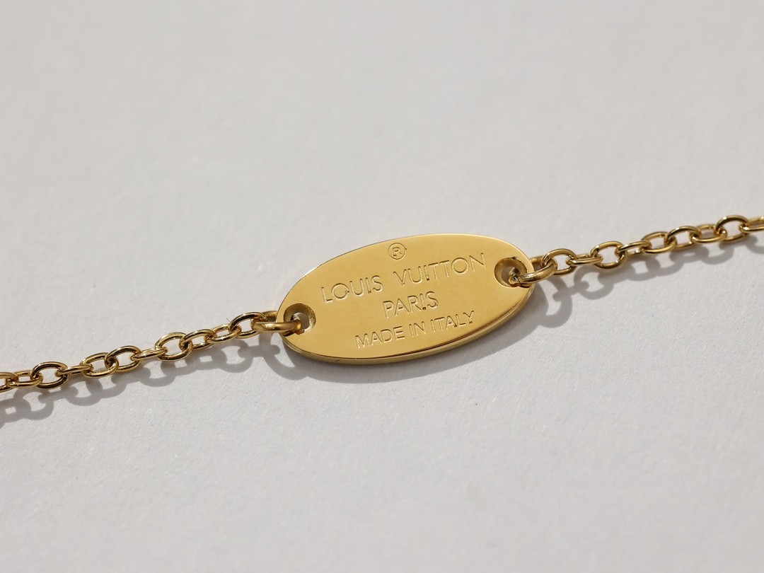 2024 Summer: Shebag M00599 LV PRECIOUS NANOGRAM necklace（2024 July updated）-Best Quality Fake designer Bag Review, Replica designer bag ru