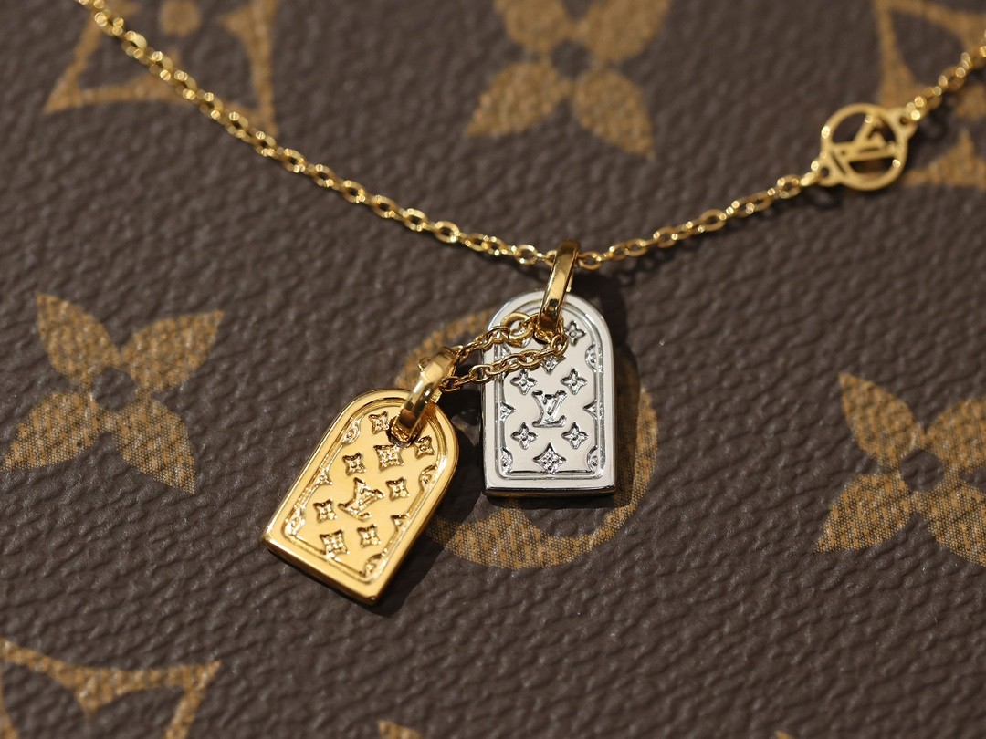 2024 Summer: Shebag M00599 LV PRECIOUS NANOGRAM necklace（2024 July updated）-Best Quality Fake designer Bag Review, Replica designer bag ru