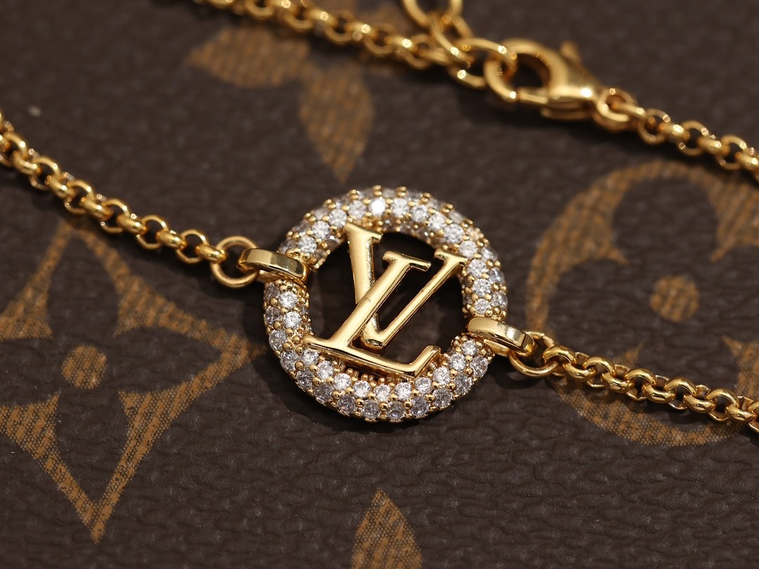 2024 Summer：Shebag M00759 LV LOUISE BY NIGHT necklace （2024 July updated）-Best Quality Fake designer Bag Review, Replica designer bag ru