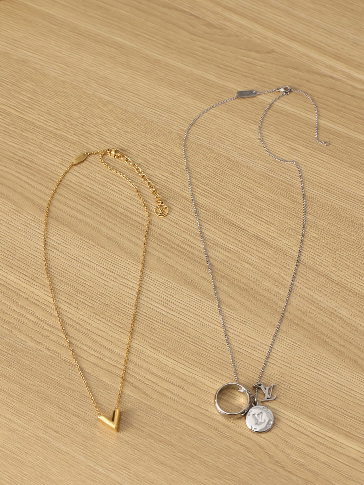 2024 Summer:Shebag Louis Vuitton M62485 MONOGRAM necklace silver(2024 July Updated)-Best Quality Fake designer Bag Review, Replica designer bag ru 2024 Summer:Shebag Louis Vuitton M62485 MONOGRAM necklace silver(2024 July Updated)-Best Quality Fake designer Bag Review, Replica designer bag ru