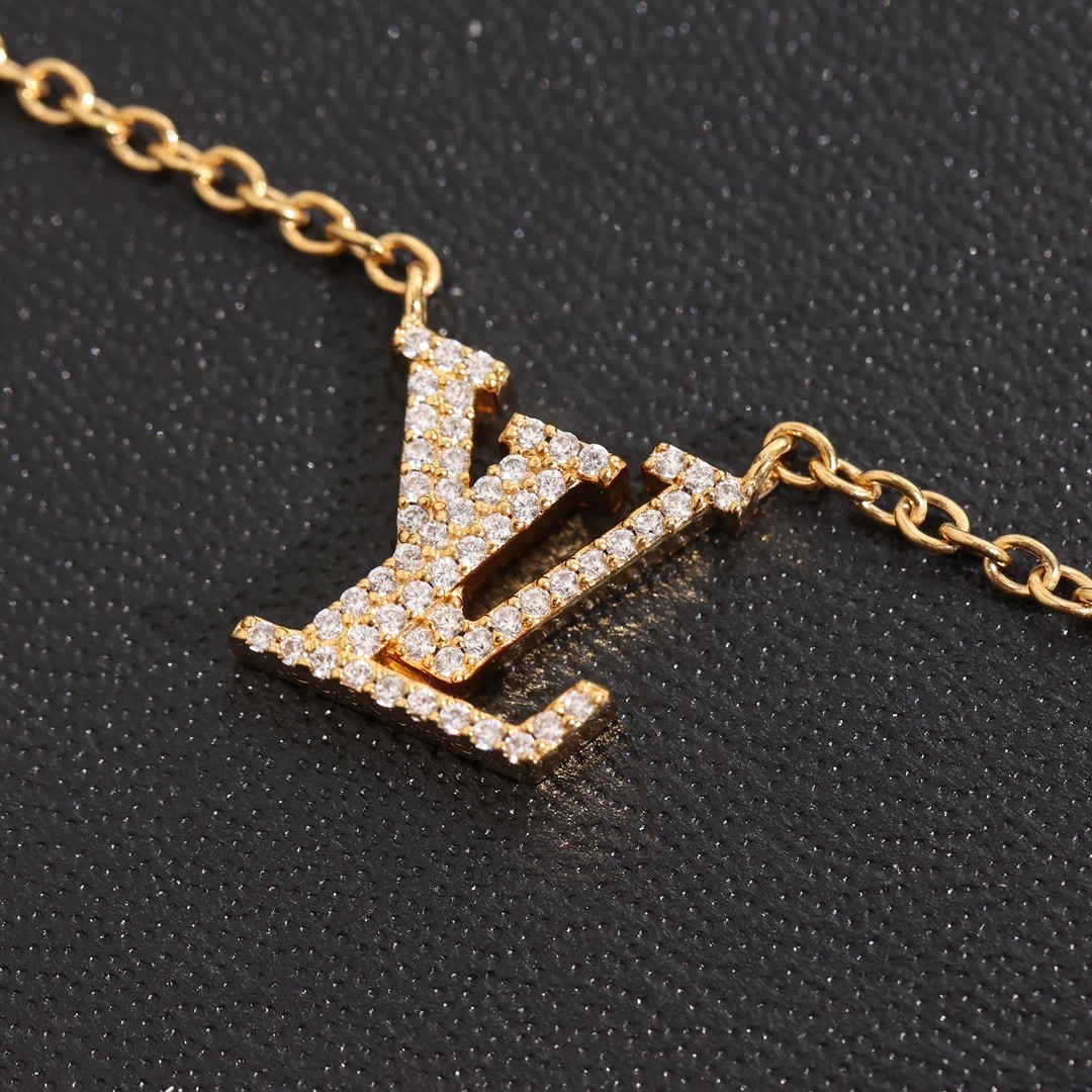 2024 Summer:Shebag M00596 LV Iconic necklace (2024 July updated)-Best Quality Fake designer Bag Review, Replica designer bag ru 2024 Summer:Shebag M00596 LV Iconic necklace (2024 July updated)-Best Quality Fake designer Bag Review, Replica designer bag ru
