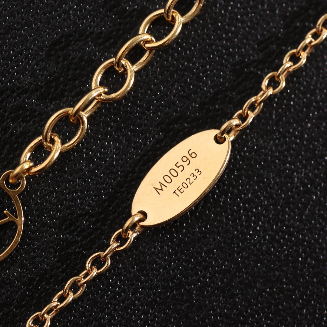 2024 Summer:Shebag M00596 LV Iconic necklace (2024 July updated)-Best Quality Fake designer Bag Review, Replica designer bag ru 2024 Summer:Shebag M00596 LV Iconic necklace (2024 July updated)-Best Quality Fake designer Bag Review, Replica designer bag ru