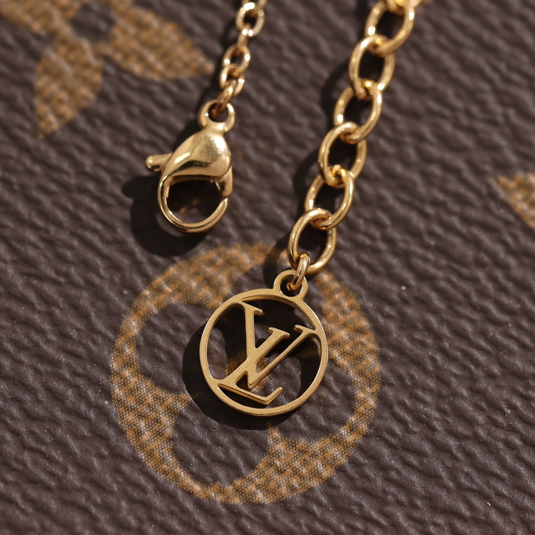 2024 Summer:Shebag M00596 LV Iconic necklace (2024 July updated)-Best Quality Fake designer Bag Review, Replica designer bag ru 2024 Summer:Shebag M00596 LV Iconic necklace (2024 July updated)-Best Quality Fake designer Bag Review, Replica designer bag ru