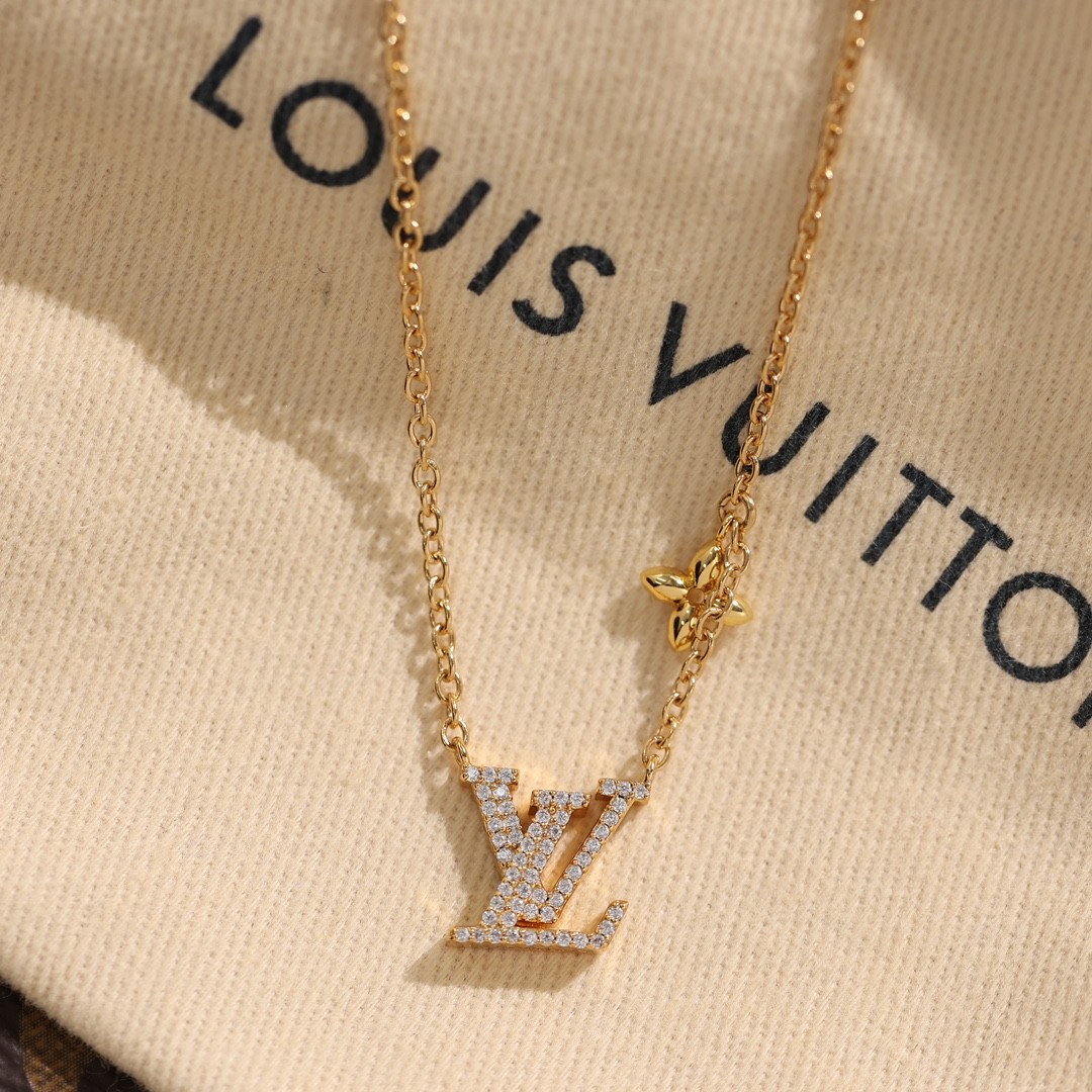 2024 Summer:Shebag M00596 LV Iconic necklace (2024 July updated)-Best Quality Fake designer Bag Review, Replica designer bag ru 2024 Summer:Shebag M00596 LV Iconic necklace (2024 July updated)-Best Quality Fake designer Bag Review, Replica designer bag ru