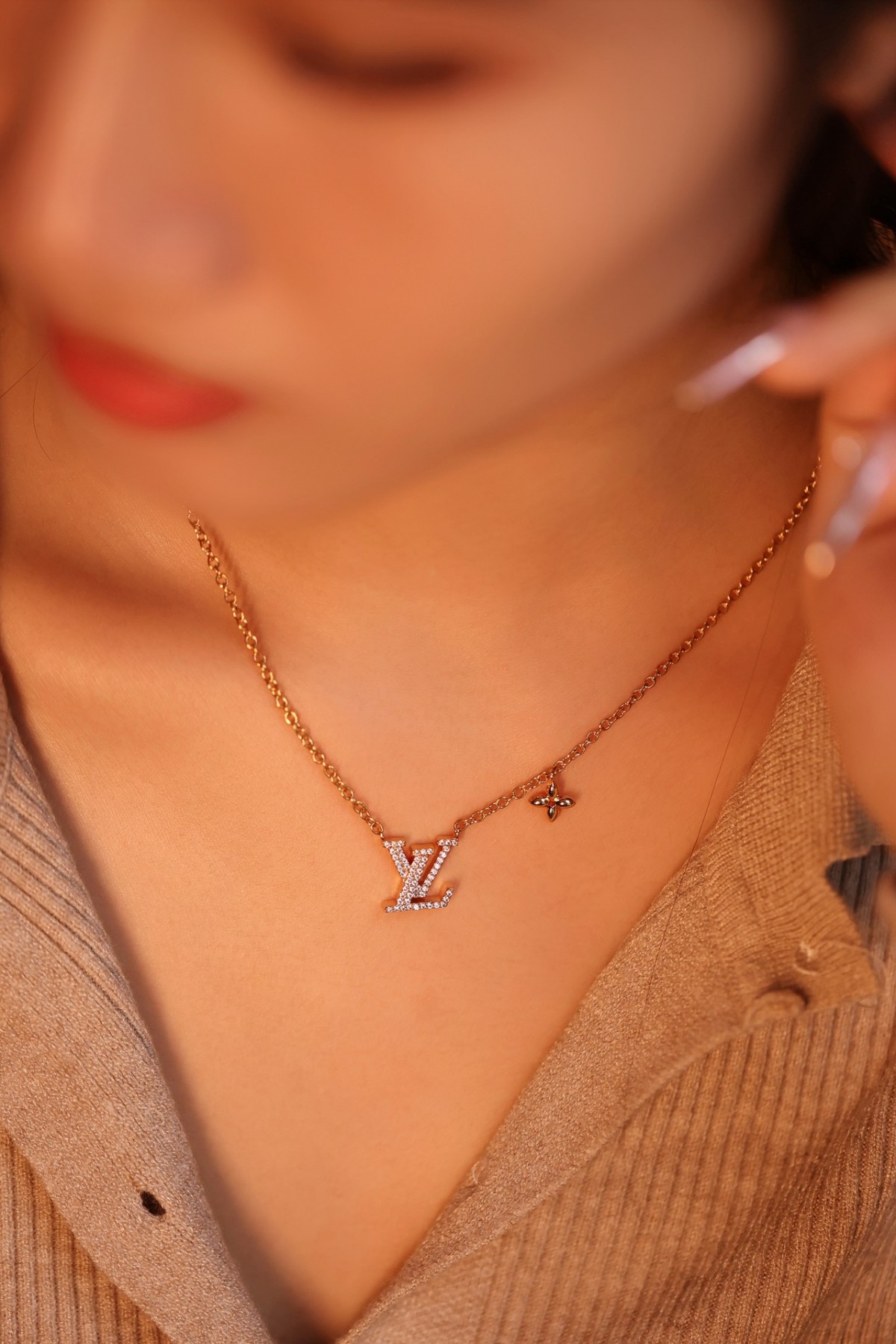 2024 Summer:Shebag M00596 LV Iconic necklace (2024 July updated)-Best Quality Fake designer Bag Review, Replica designer bag ru 2024 Summer:Shebag M00596 LV Iconic necklace (2024 July updated)-Best Quality Fake designer Bag Review, Replica designer bag ru