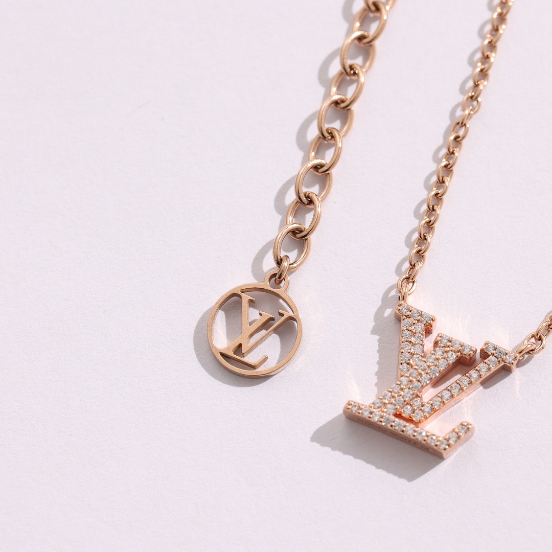 2024 Summer:Shebag M00596 LV Iconic necklace (2024 July updated)-Best Quality Fake designer Bag Review, Replica designer bag ru 2024 Summer:Shebag M00596 LV Iconic necklace (2024 July updated)-Best Quality Fake designer Bag Review, Replica designer bag ru
