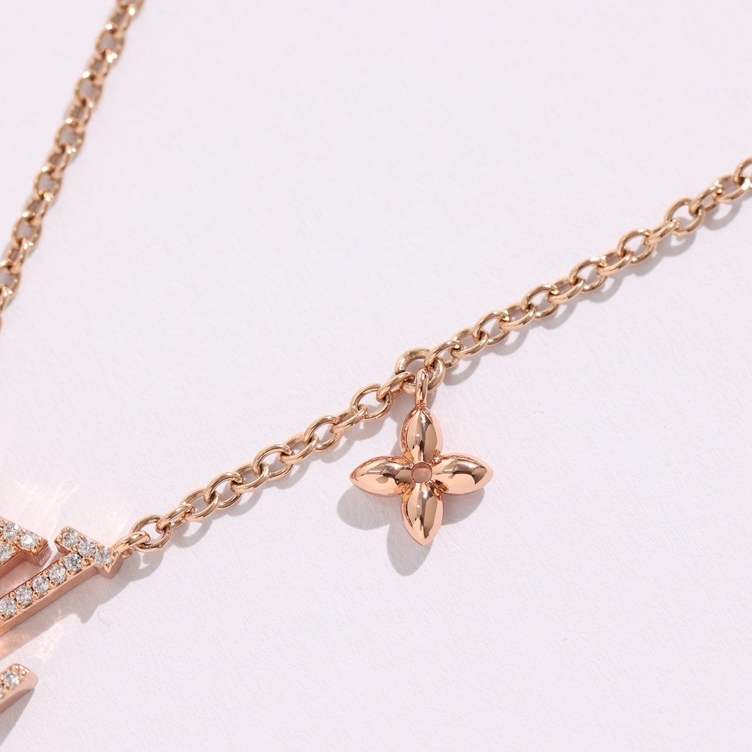 2024 Summer:Shebag M00596 LV Iconic necklace (2024 July updated)-Best Quality Fake designer Bag Review, Replica designer bag ru 2024 Summer:Shebag M00596 LV Iconic necklace (2024 July updated)-Best Quality Fake designer Bag Review, Replica designer bag ru