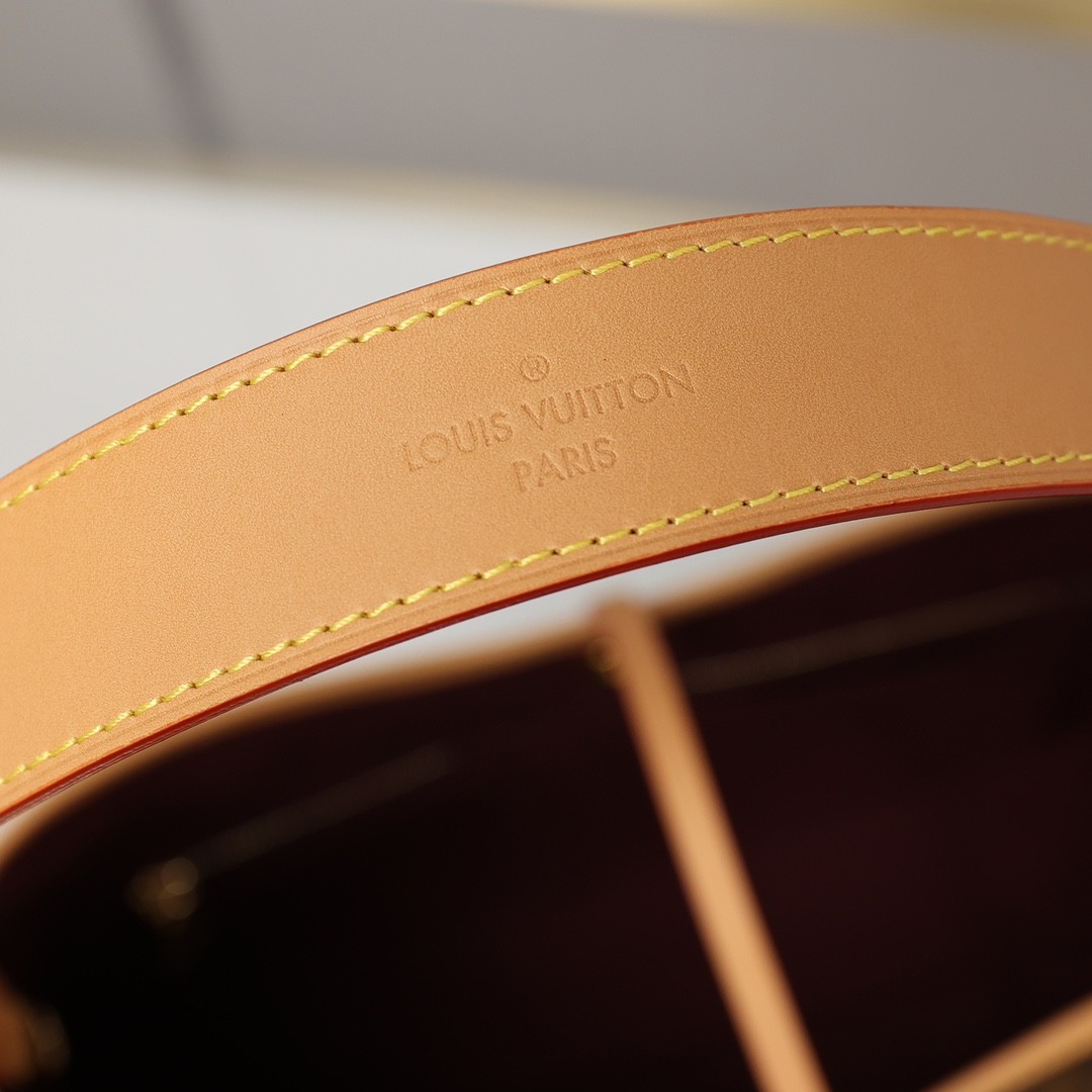 Shebag Louis Vuitton Carry all small M46203 collection(2024 Aug updated)-Best Quality Fake designer Bag Review, Replica designer bag ru Shebag Louis Vuitton Carry all small M46203 collection(2024 Aug updated)-Best Quality Fake designer Bag Review, Replica designer bag ru