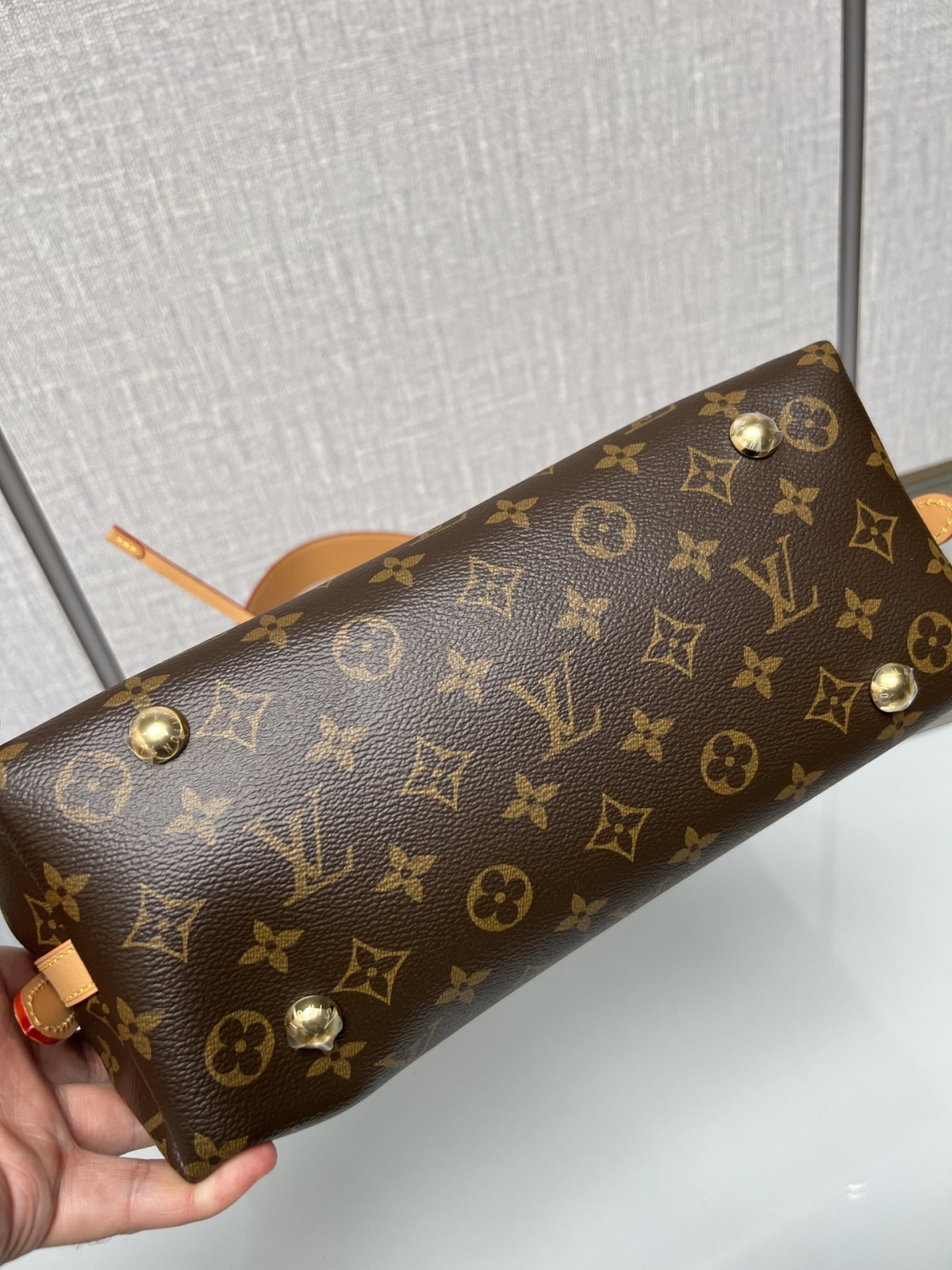 Shebag Louis Vuitton Carry all small M46203 collection(2024 Aug updated)-Best Quality Fake designer Bag Review, Replica designer bag ru Shebag Louis Vuitton Carry all small M46203 collection(2024 Aug updated)-Best Quality Fake designer Bag Review, Replica designer bag ru