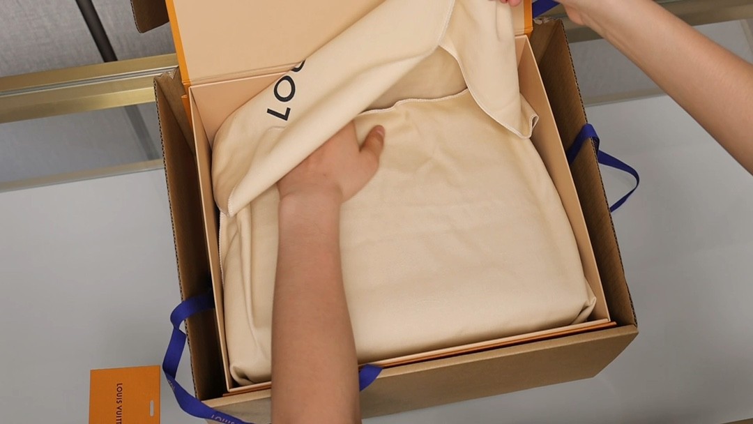 Shebag Louis Vuitton Carry all small M46203 collection(2024 Aug updated)-Best Quality Fake designer Bag Review, Replica designer bag ru Shebag Louis Vuitton Carry all small M46203 collection(2024 Aug updated)-Best Quality Fake designer Bag Review, Replica designer bag ru