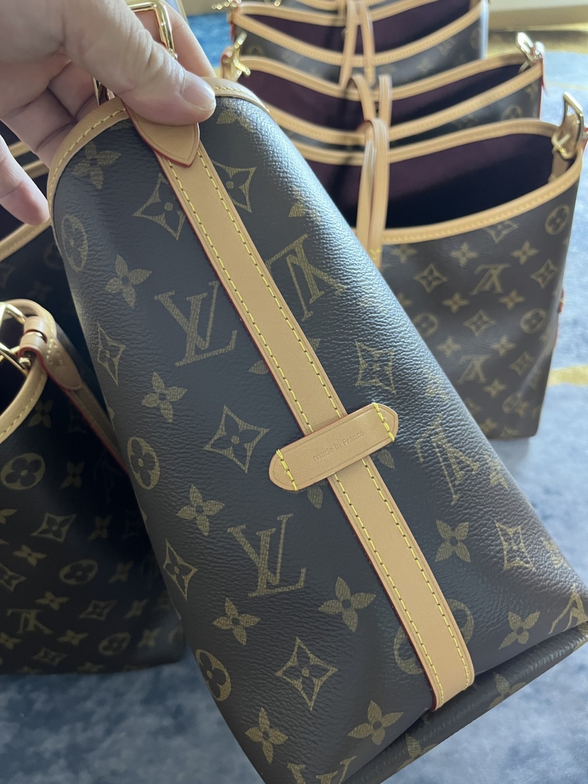 Shebag Louis Vuitton Carry all small M46203 collection(2024 Aug updated)-Best Quality Fake designer Bag Review, Replica designer bag ru Shebag Louis Vuitton Carry all small M46203 collection(2024 Aug updated)-Best Quality Fake designer Bag Review, Replica designer bag ru