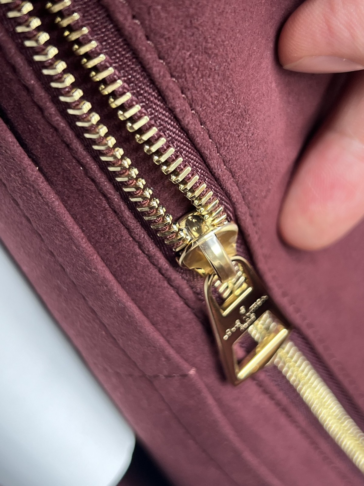 Shebag Louis Vuitton Carry all small M46203 collection(2024 Aug updated)-Best Quality Fake designer Bag Review, Replica designer bag ru Shebag Louis Vuitton Carry all small M46203 collection(2024 Aug updated)-Best Quality Fake designer Bag Review, Replica designer bag ru