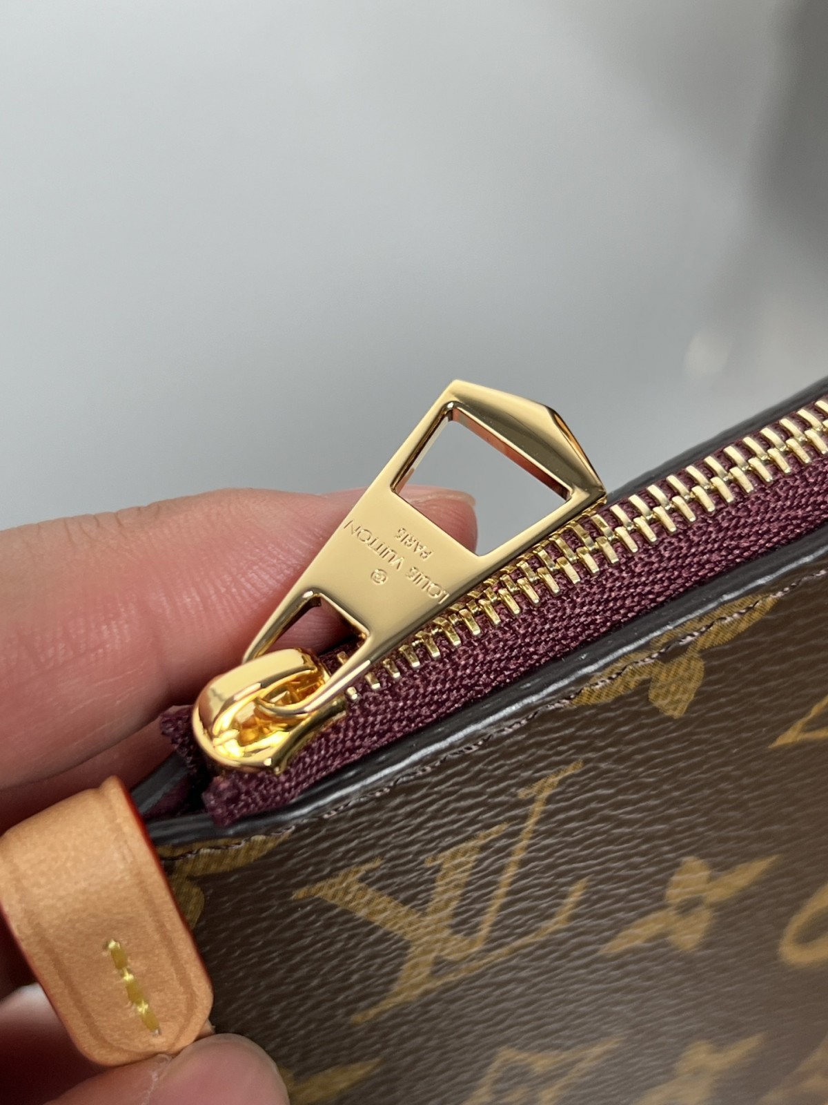 Shebag Louis Vuitton Carry all small M46203 collection(2024 Aug updated)-Best Quality Fake designer Bag Review, Replica designer bag ru Shebag Louis Vuitton Carry all small M46203 collection(2024 Aug updated)-Best Quality Fake designer Bag Review, Replica designer bag ru