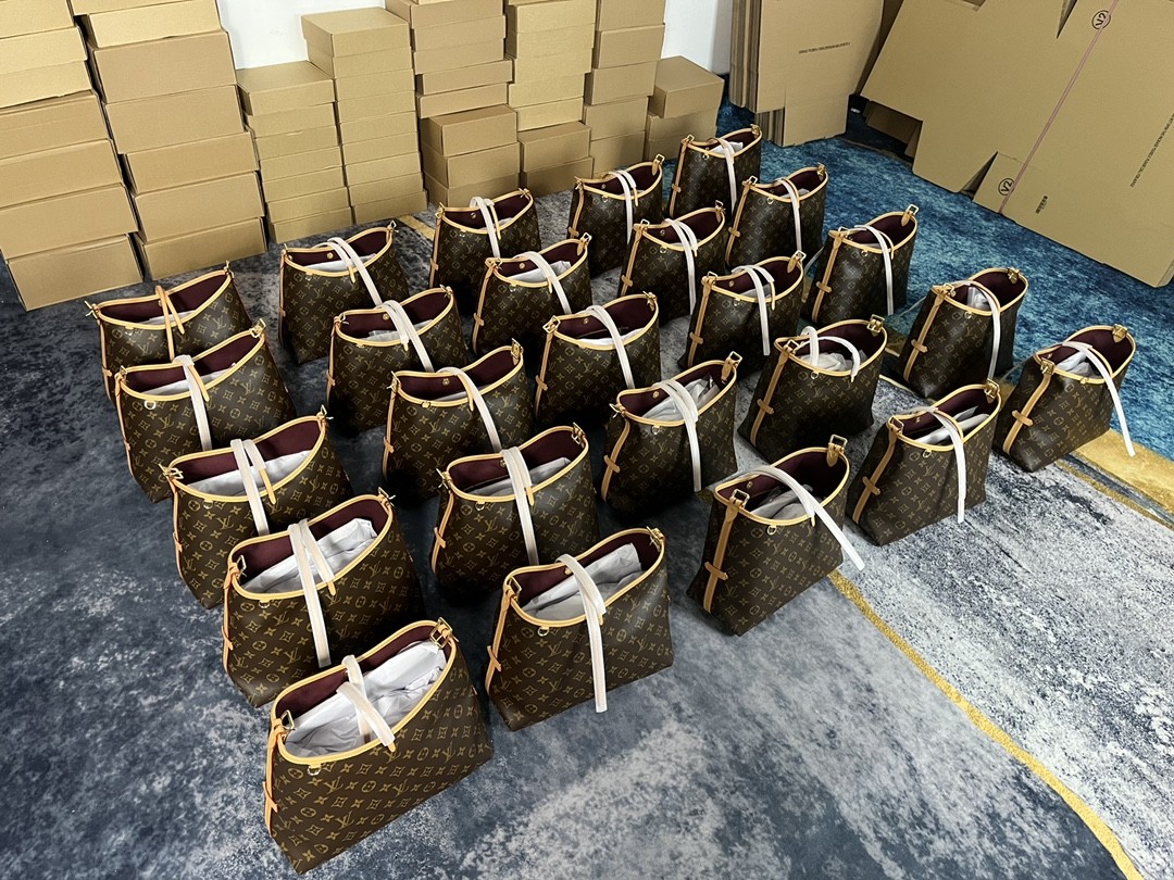 Shebag Louis Vuitton Carry all small M46203 collection(2024 Aug updated)-Best Quality Fake designer Bag Review, Replica designer bag ru Shebag Louis Vuitton Carry all small M46203 collection(2024 Aug updated)-Best Quality Fake designer Bag Review, Replica designer bag ru